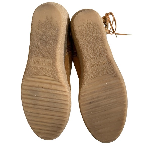 MICHAEL KORS Tan Suede Lace Up Wedge Boots Size 7.5 - Picture 9 of 9